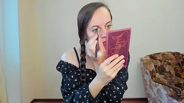 Sabrina Lavv online show from 09/22/25, 01:57