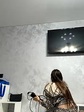 Snapshot of viviandaimond1 chatting on 10/05/25, 02:15 viviandaimond1 online show from 10/05/25, 02:15