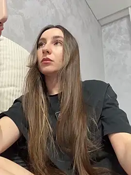 Snapshot of viviandaimond1 chatting on 11/22/25, 07:46 viviandaimond1 online show from 11/22/25, 07:46