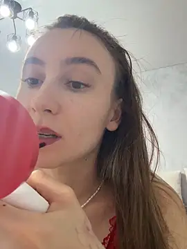 Snapshot of viviandaimond1 chatting on 11/23/25, 08:41 viviandaimond1 online show from 11/23/25, 08:41