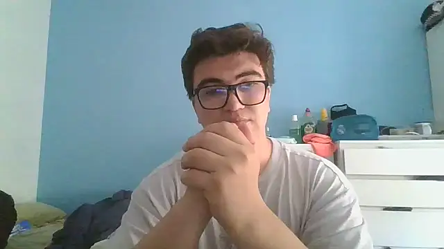 Snapshot of sorolla12 chatting on 02/10/26, 01:26 sorolla12 online show from 02/10/26, 01:26