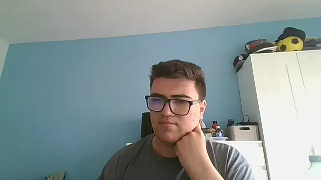 Snapshot of sorolla12 chatting on 03/06/26, 12:12 sorolla12 online show from 03/06/26, 12:12