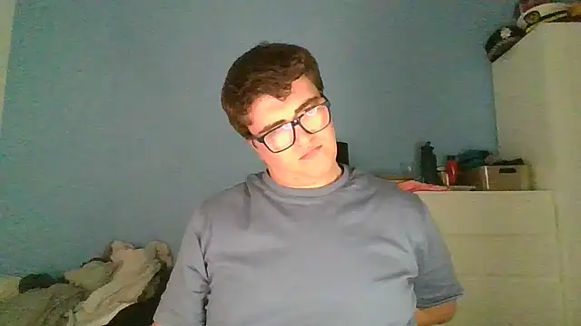 Snapshot of sorolla12 chatting on 04/24/26, 12:35 sorolla12 online show from 04/24/26, 12:35