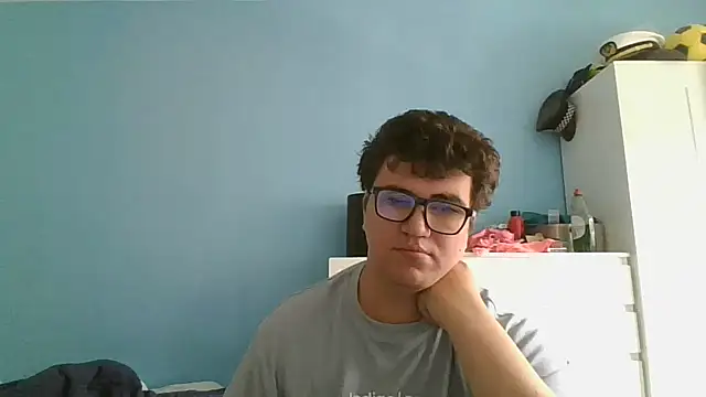 Snapshot of sorolla12 chatting on 05/12/26, 01:19 sorolla12 online show from 05/12/26, 01:19
