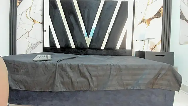 KarinaSimonz online show from 10/04/25, 07:34