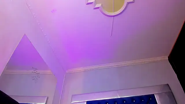 Eyleen Santos online show from 07/29/26, 12:25
