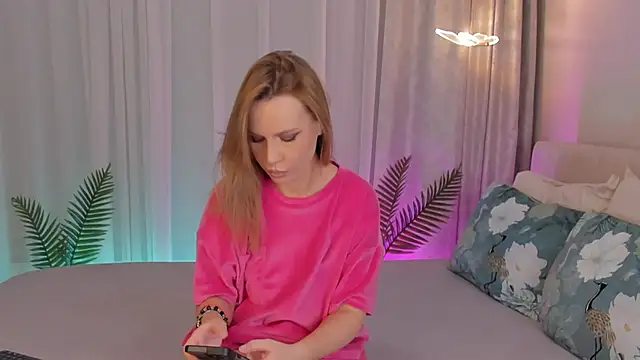    Cindy    online show from 01/27/25, 03:50
