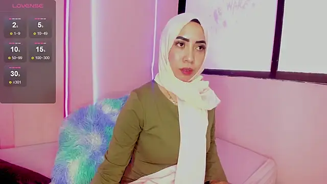 Sweet hot mia online show from 01/06/25, 07:45