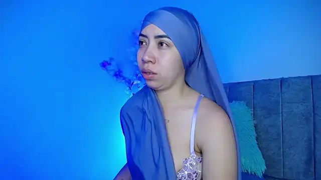 Sweet hot mia online show from 05/10/26, 10:53