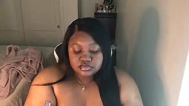 explosivekitty69 online show from 10/07/25, 10:18