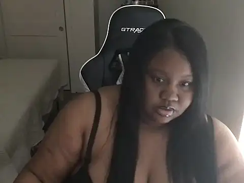 explosivekitty69 online show from 10/09/25, 10:30