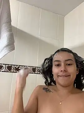 GabyButtler1 online show from 02/07/25, 04:03
