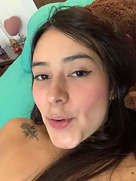GabyButtler1 online show from 02/25/25, 12:03