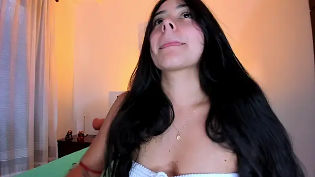 GabyButtler1 online show from 03/09/25, 09:36