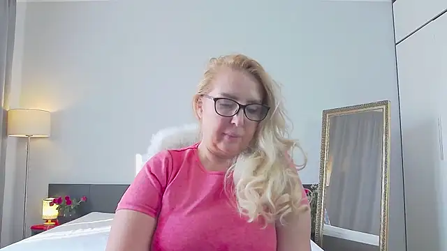 MariaRichi  online show from 02/09/25, 12:52
