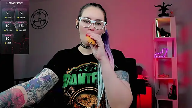 Emmybrightj  online show from 12/09/24, 08:44