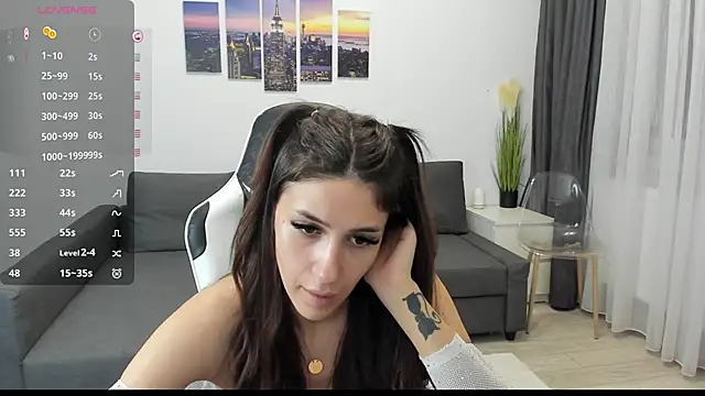 Kimi Ivy online show from 10/09/25, 03:37