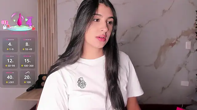 Ashley Evans18 online show from 10/04/25, 01:31