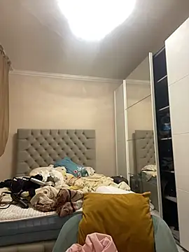 Snapshot of Gya_Rue chatting on 01/05/25, 06:56 Gya Rue online show from 01/05/25, 06:56