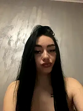 Snapshot of Gya_Rue chatting on 11/14/25, 10:07 Gya Rue online show from 11/14/25, 10:07