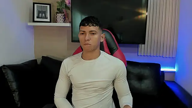 Snapshot of yei-sant chatting on 11/27/25, 02:35 yei-sant online show from 11/27/25, 02:35