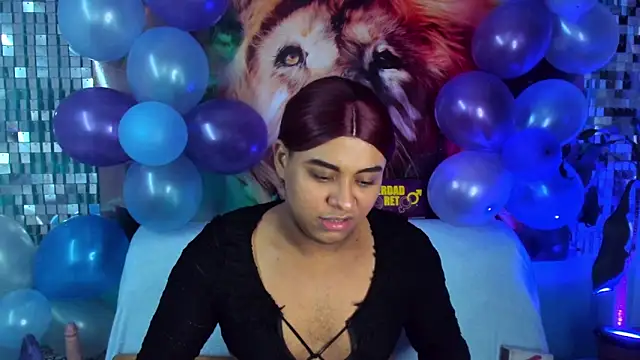 Snapshot of Emili_Roux chatting on 02/11/26, 05:40 Emili Roux online show from 02/11/26, 05:40