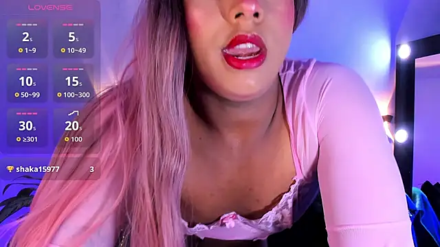 Emili Roux online show from 07/28/26, 02:13