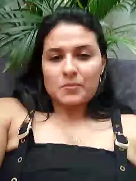 Snapshot of elena_jonees chatting on 02/06/25, 09:49 elena jonees online show from 02/06/25, 09:49