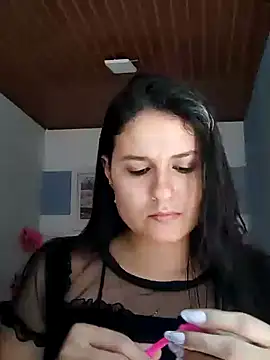 Snapshot of elena_jonees chatting on 02/11/25, 06:33 elena jonees online show from 02/11/25, 06:33