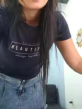 Snapshot of elena_jonees chatting on 02/15/25, 02:44 elena jonees online show from 02/15/25, 02:44