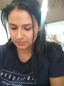 Snapshot of elena_jonees chatting on 03/18/25, 07:20 elena jonees online show from 03/18/25, 07:20