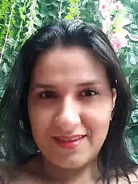 Snapshot of elena_jonees chatting on 09/30/25, 08:14 elena jonees online show from 09/30/25, 08:14
