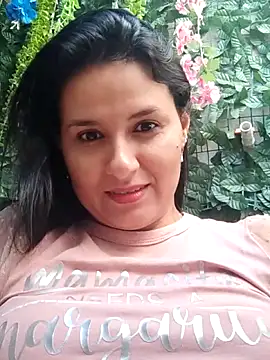 Snapshot of elena_jonees chatting on 11/14/25, 07:56 elena jonees online show from 11/14/25, 07:56