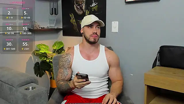 Snapshot of Giorgio-Leone chatting on 10/28/25, 11:51 Giorgio-Leone online show from 10/28/25, 11:51