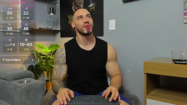 Snapshot of Giorgio-Leone chatting on 12/03/25, 06:06 Giorgio-Leone online show from 12/03/25, 06:06