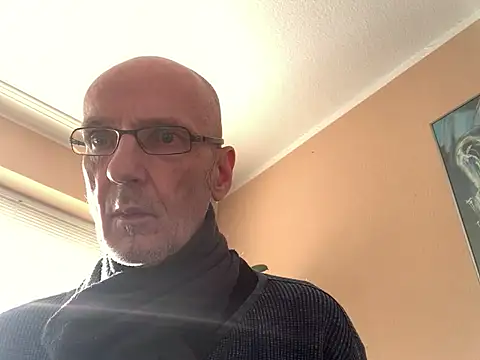 Bula94193 online show from 03/01/25, 03:27