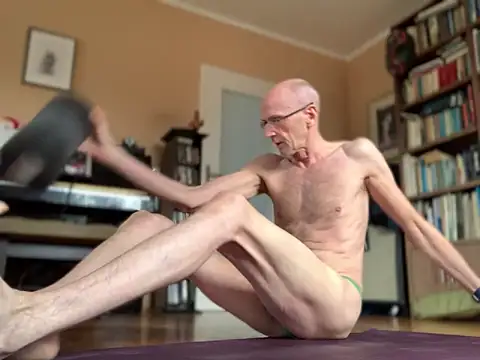 Snapshot of Bula94193 chatting on 12/05/25, 10:02 Bula94193 online show from 12/05/25, 10:02