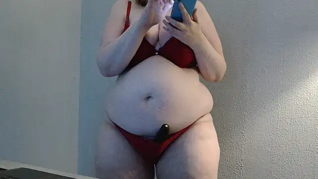 Snapshot of desiree1981 chatting on 11/03/25, 12:28 desiree1981 online show from 11/03/25, 12:28