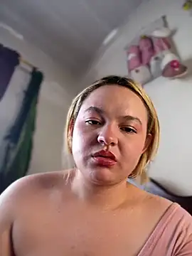 Snapshot of Naiara_Sex_ chatting on 06/03/26, 09:53 Naiara Sex online show from 06/03/26, 09:53
