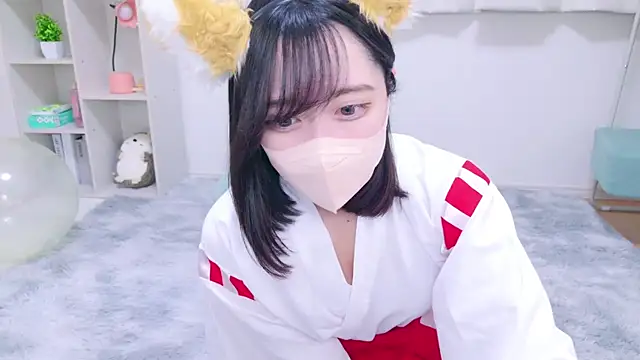 Yurie  online show from 01/02/25, 02:33