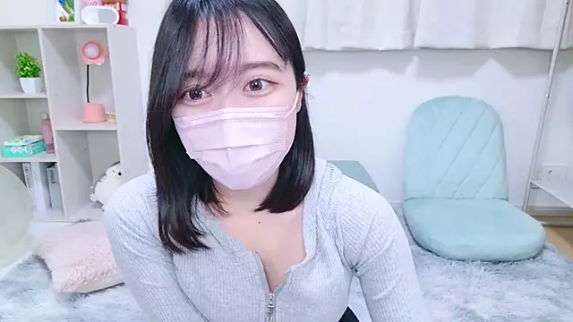 Yurie  online show from 01/25/25, 02:58