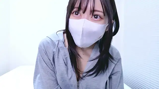 Yurie  online show from 09/13/25, 02:17