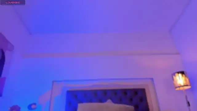Katte Hood11 online show from 02/19/25, 04:23