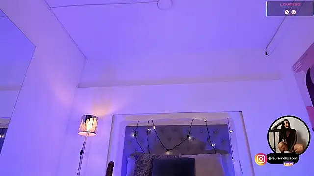 Katte Hood11 online show from 09/30/25, 04:28