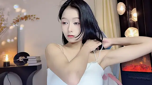 xiaodaibabyy online show from 03/02/25, 01:16