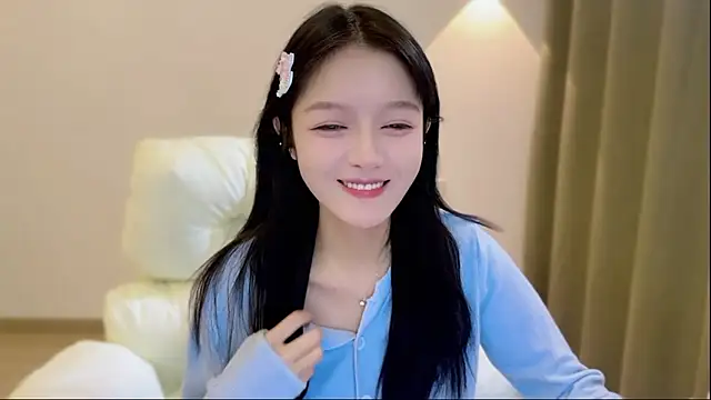 xiaodaibabyy online show from 10/19/25, 06:47