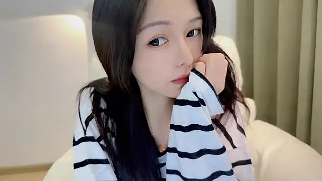 xiaodaibabyy online show from 02/21/26, 02:40