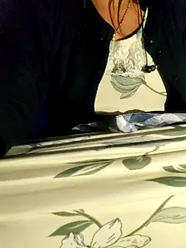 lovelyruhi online show from 02/06/25, 06:35