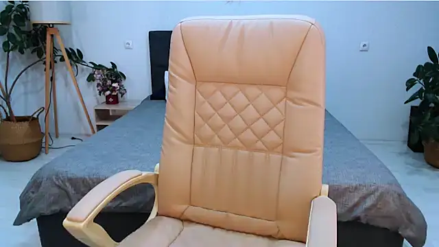 NaughtyNylonFeet online show from 11/06/25, 02:12