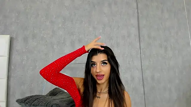 Snapshot of KatelynSparks chatting on 03/12/25, 09:34 KatelynSparks online show from 03/12/25, 09:34